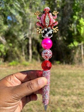 Handcrafted Pink Rhinestone Frog Bejeweled Crystal Pen